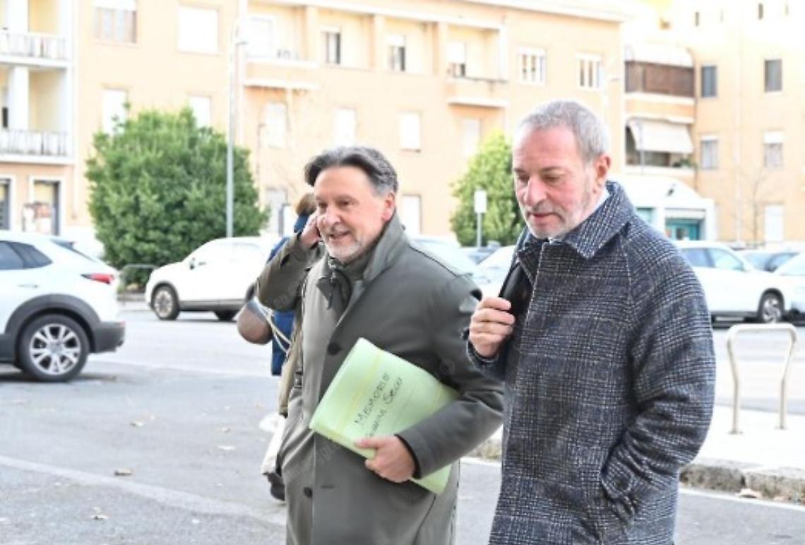 Aste pilotate per i chioschi, il giudice dovr&agrave; decidere per i tre indagati