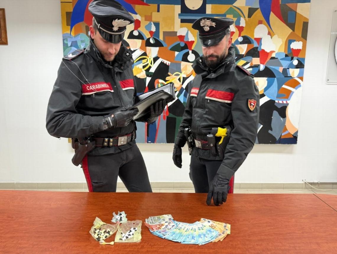 Crack e cocaina in casa, due arresti ad Aprilia