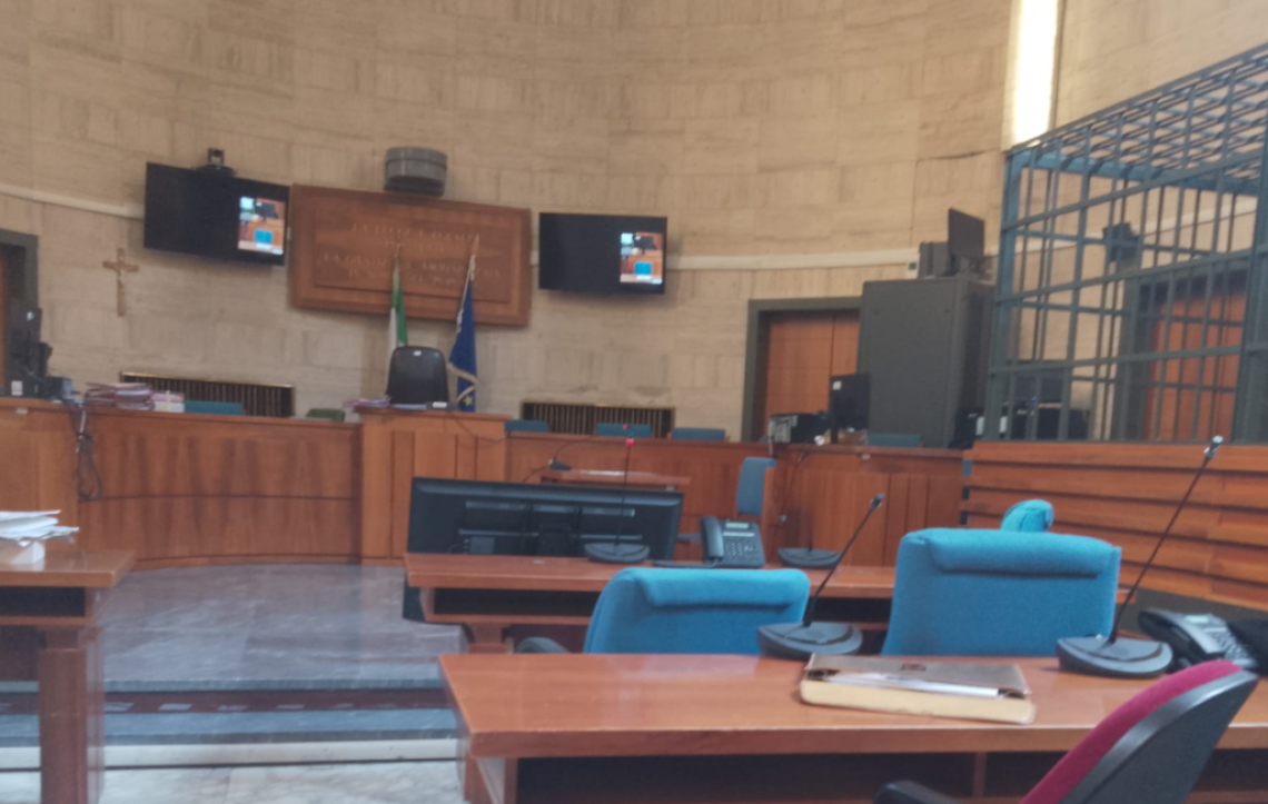 Latina, assolto dall&rsquo;accusa di maltrattamenti in famiglia: condanna a 9 mesi per lesioni