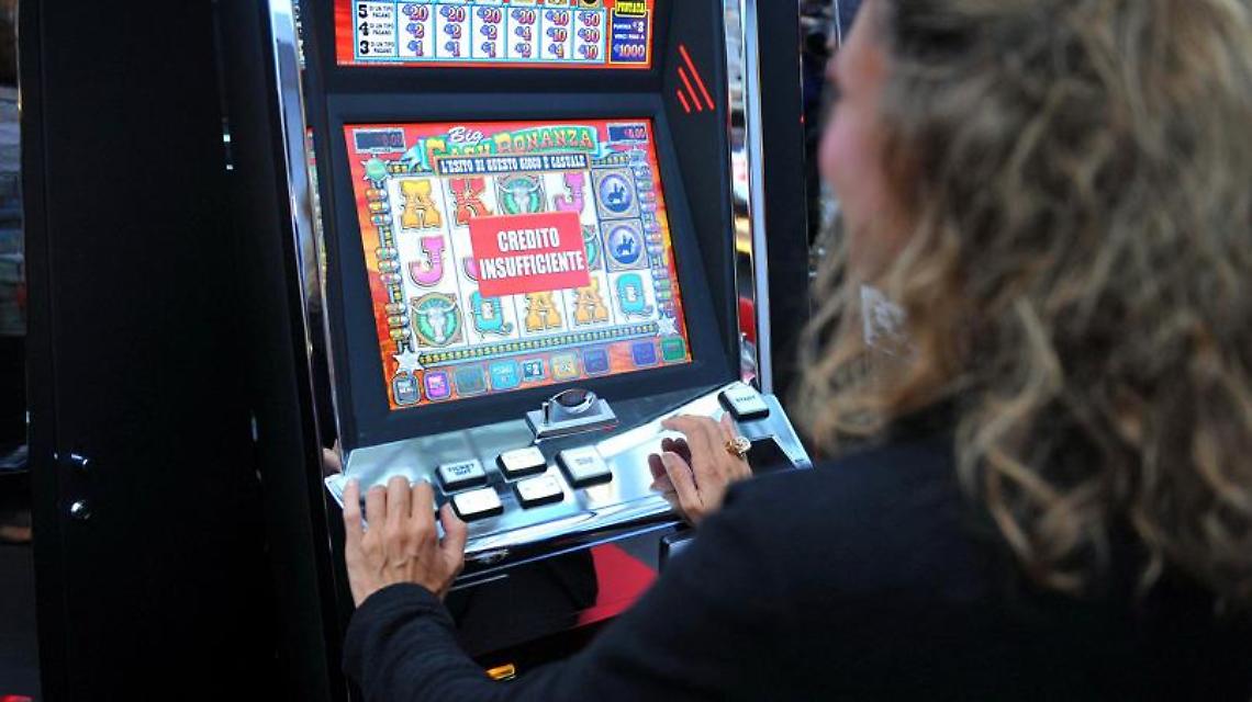 Il gioco d&rsquo;azzardo nel Lazio: dati allarmanti e la sfida della regolamentazione