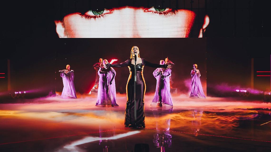 Delia a Sabaudia con "Sicilia Bedda", la cantautrice ospite dell'Arena del Mare