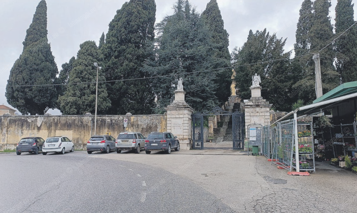 Scandalo cimitero, il Comune di Sezze cambia avvocato