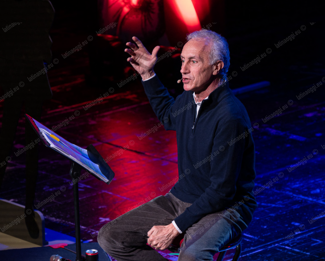 "Cornuti e contenti", Travaglio non perdona