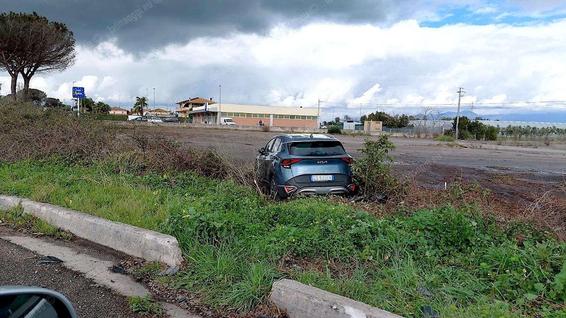 A poche ore dalla tragedia un altro incidente nello stesso svincolo della Pontina