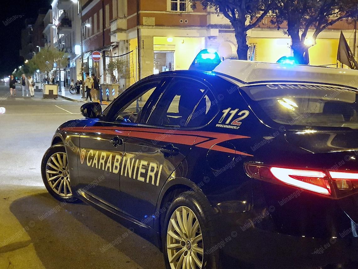 &laquo;Hai una sigaretta?&raquo;, poi l'aggressione in piazza del Popolo