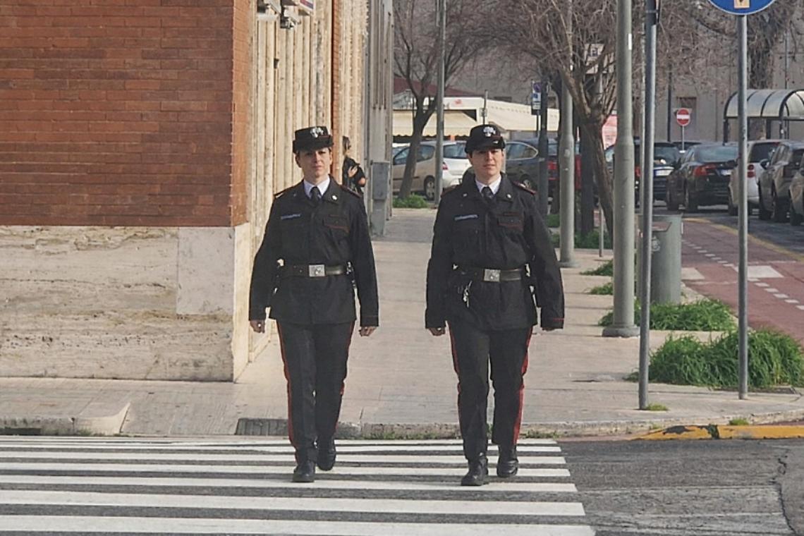 Latina, d&agrave; in escandescenze in strada: 28enne denunciato per resistenza a pubblico ufficiale
