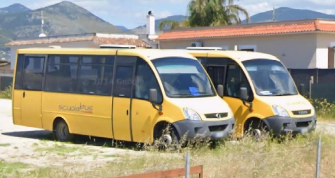 Scuolabus di Terracina, tre mesi senza stipendio