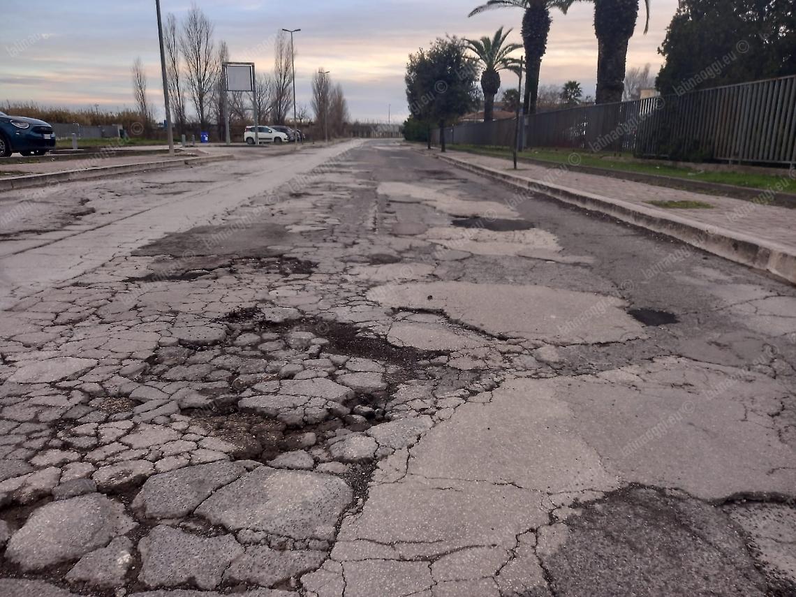 Strade disastrate nella zona industriale, il Ciap: &laquo;Il Comune ci ha abbandonato&raquo;