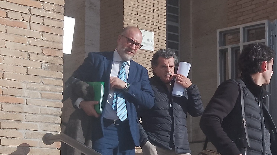 Corruzione a Cisterna, arresti domiciliari per De Vincenti e Renio Monti 
