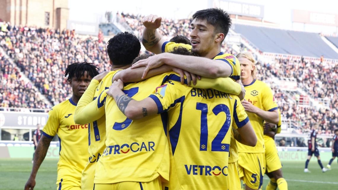 Il Verona passa a Bologna e torna a sperare nella salvezza