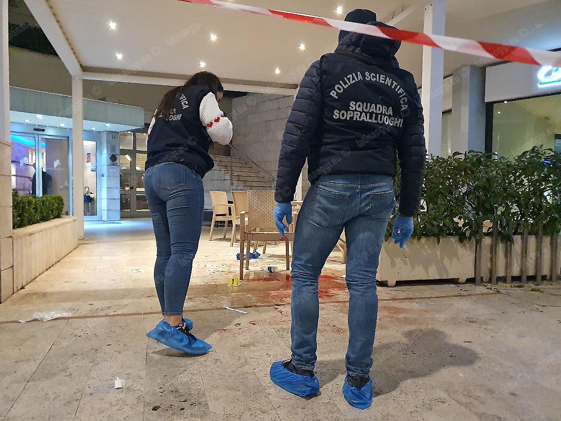 Folle aggressione a coltellate in centro: ammesso il rito abbreviato