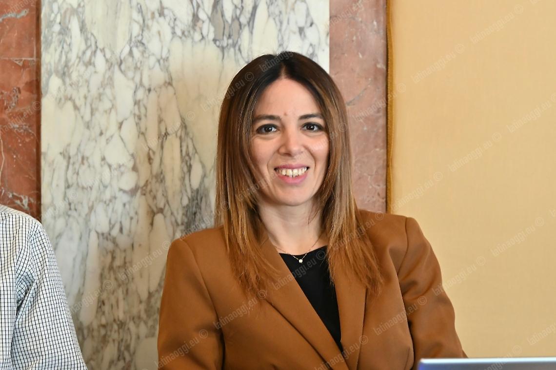 Daniela Fiore: &laquo;Disponibile ad alleanze trasversali oltre i partiti&raquo;