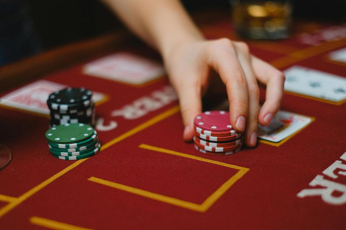 Le nuove normative sono in vigore: cosa cambia per gli abitanti di Latina che giocano ai casin&ograve; online