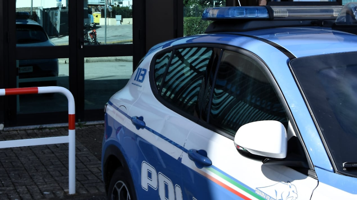 Fondi, controlli straordinari della Polizia: tre denunciati per soggiorno irregolare