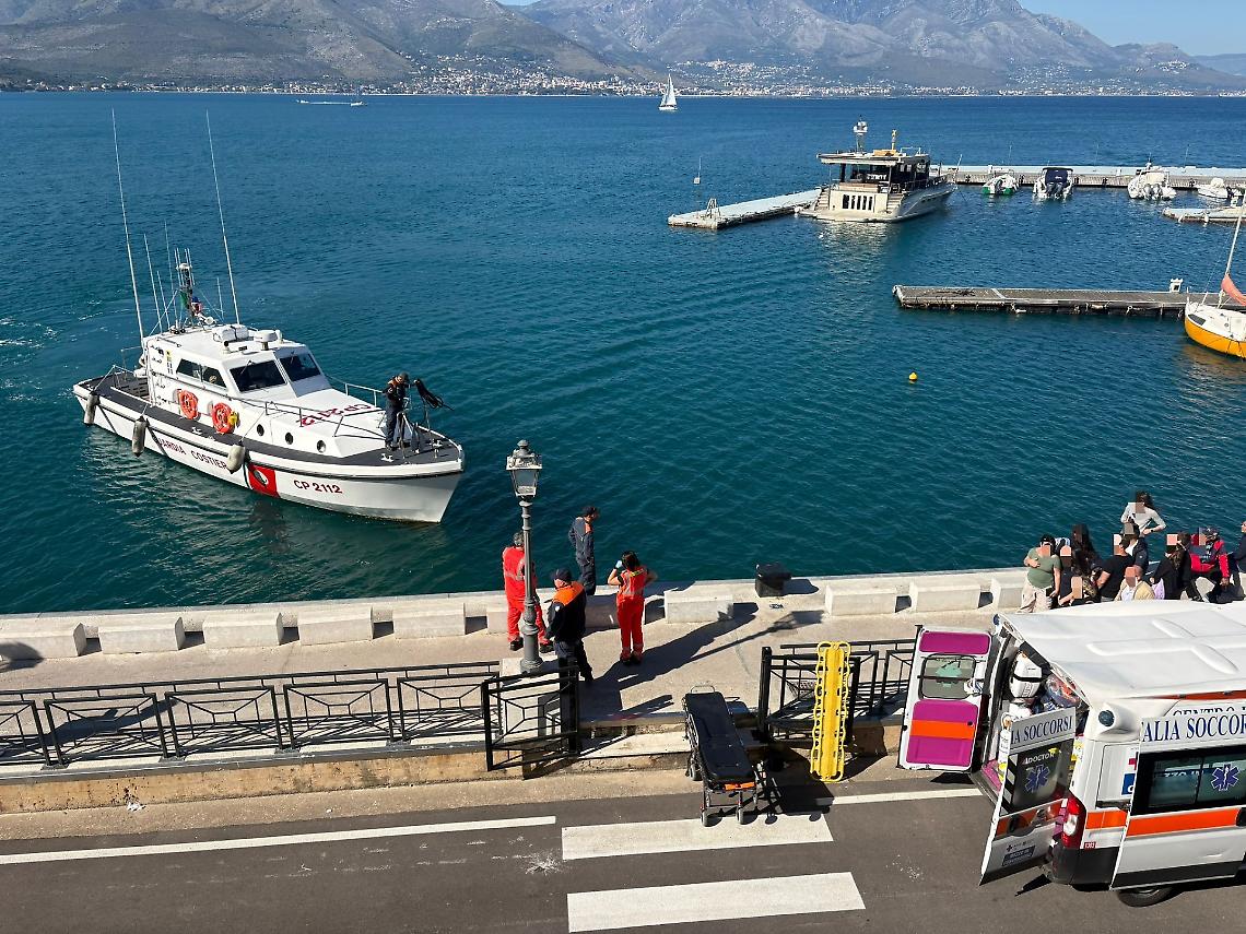 Soccorso alla Montagna Spaccata, due rocciatori salvati dalla Guardia Costiera