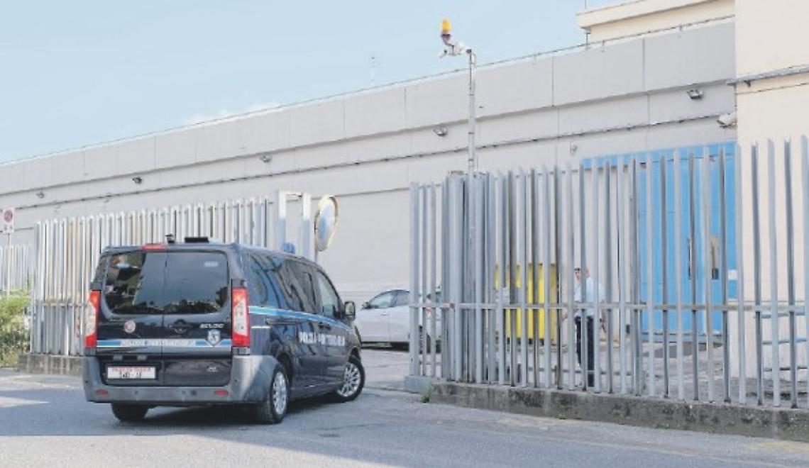 Presi con hascisc e cocaina, in tre restano in carcere