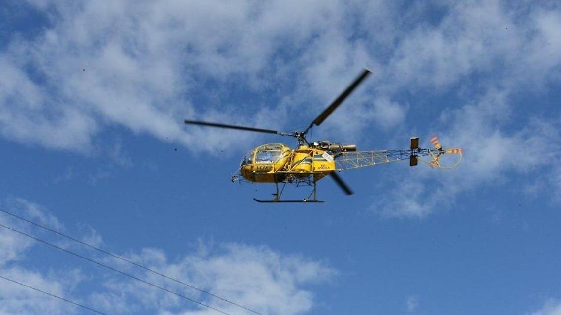 In elicottero per ispezionare le linee elettriche del Lazio