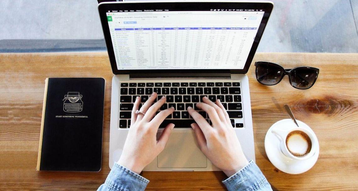 Smart working, non va tutto bene: il monitoraggio sul lavoro da casa