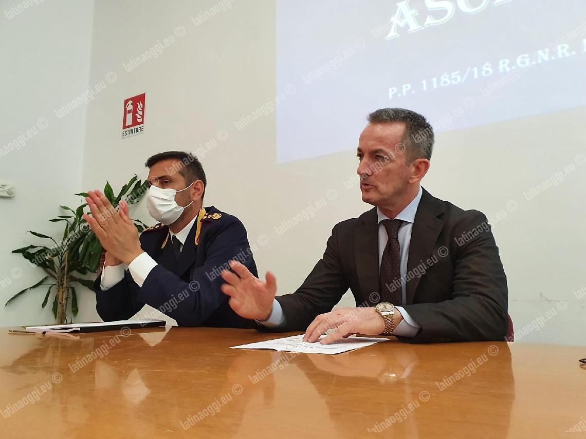 Operazione Ascaris, le strategie spietate per spremere gli indiani