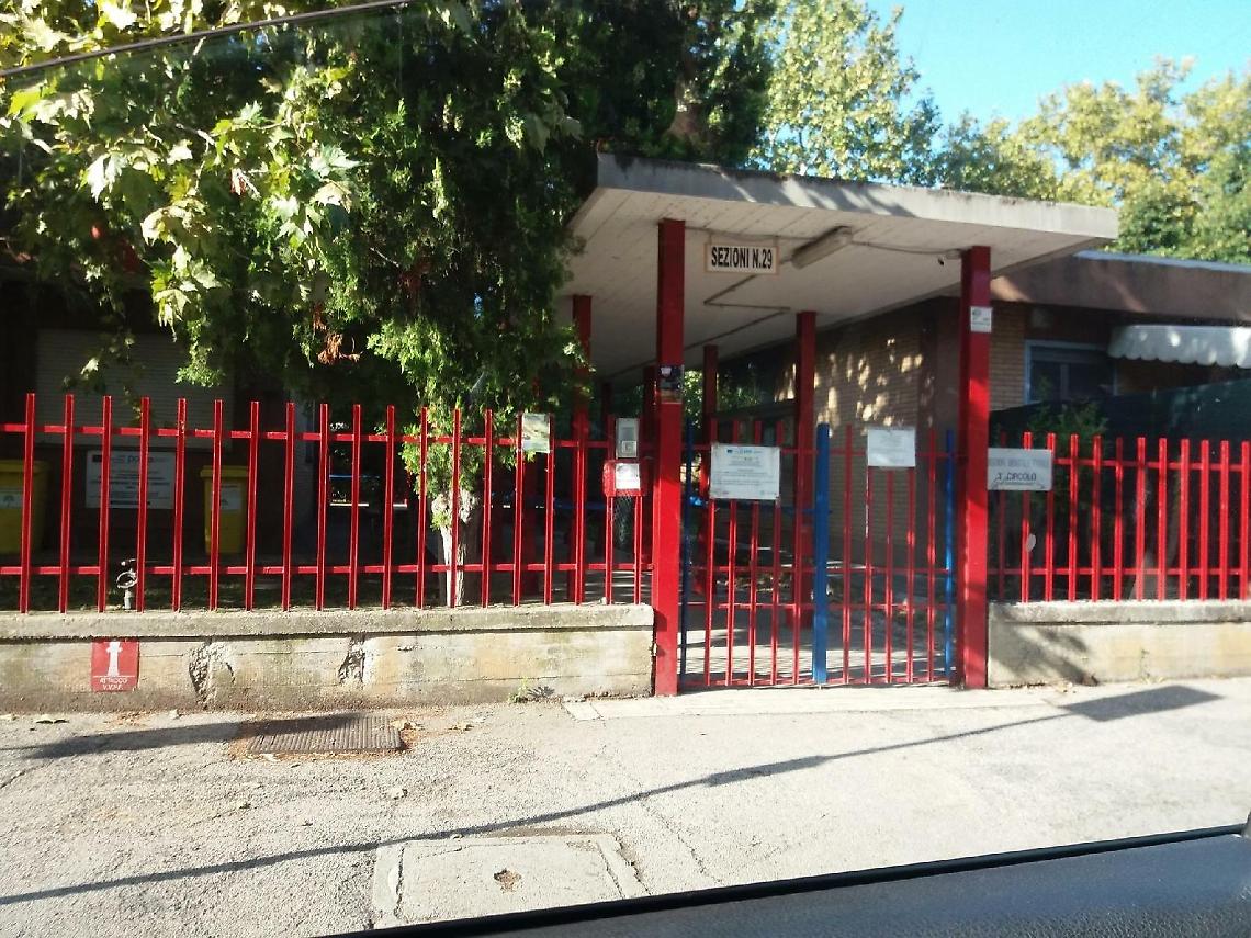 Coronavirus, scuola e distanziamento: alla Frezzotti mancano 35 aule