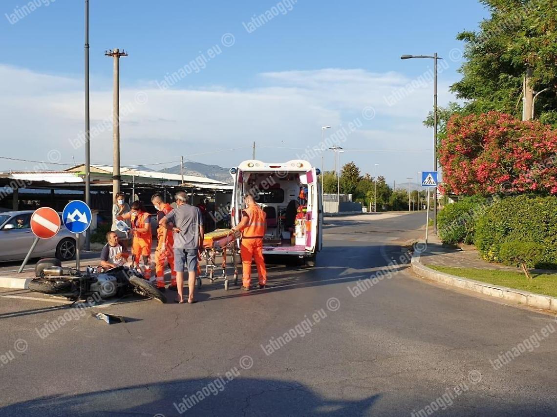 Incidente in localit&agrave; San Vito, auto si scontra con una moto