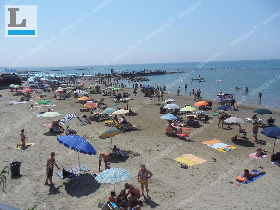 Spiagge libere, un miraggio: sempre meno gli arenili non gestiti da privati