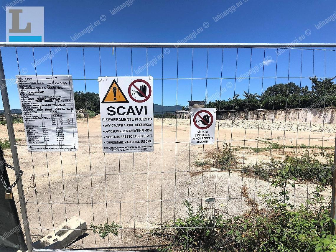 Quattro indagati per l'ex salumificio: le ipotesi di reato