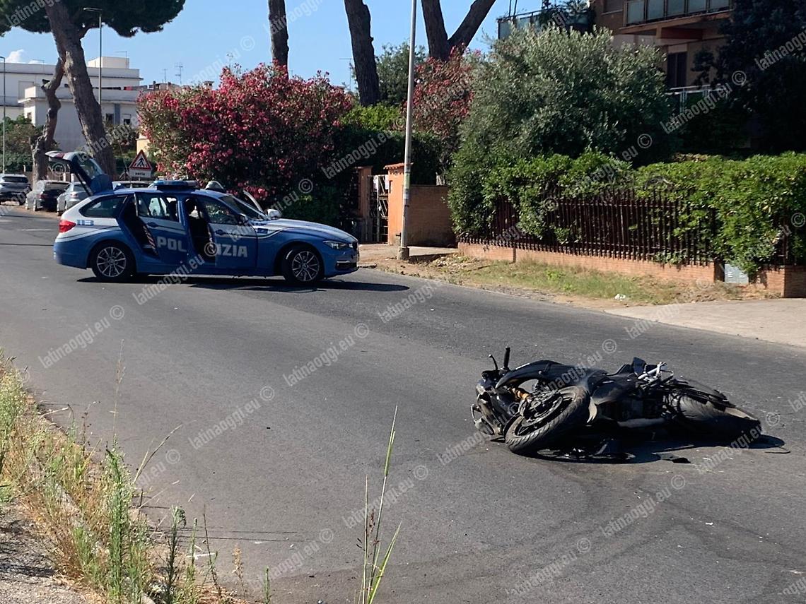 Auto contro moto, gravissimo un giovane