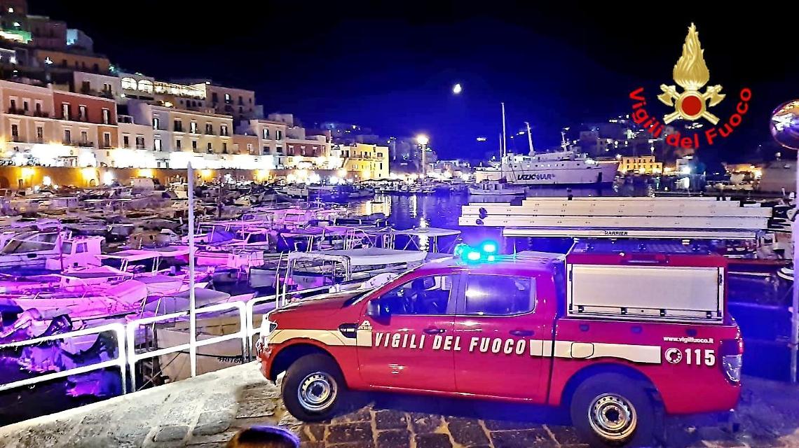 Principio d'incendio in una casa a Ponza: paura ieri sera sull'isola