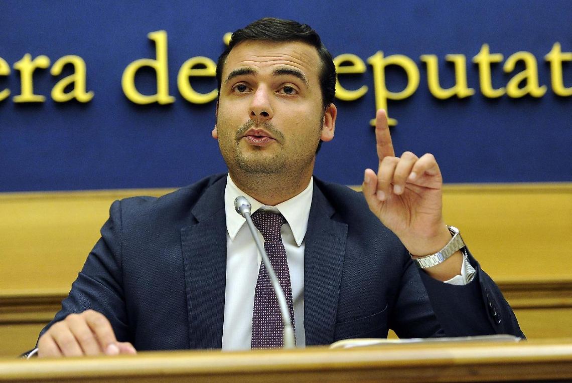 Aprilia, il Sottosegretario appoggia il commissariato di pubblica sicurezza