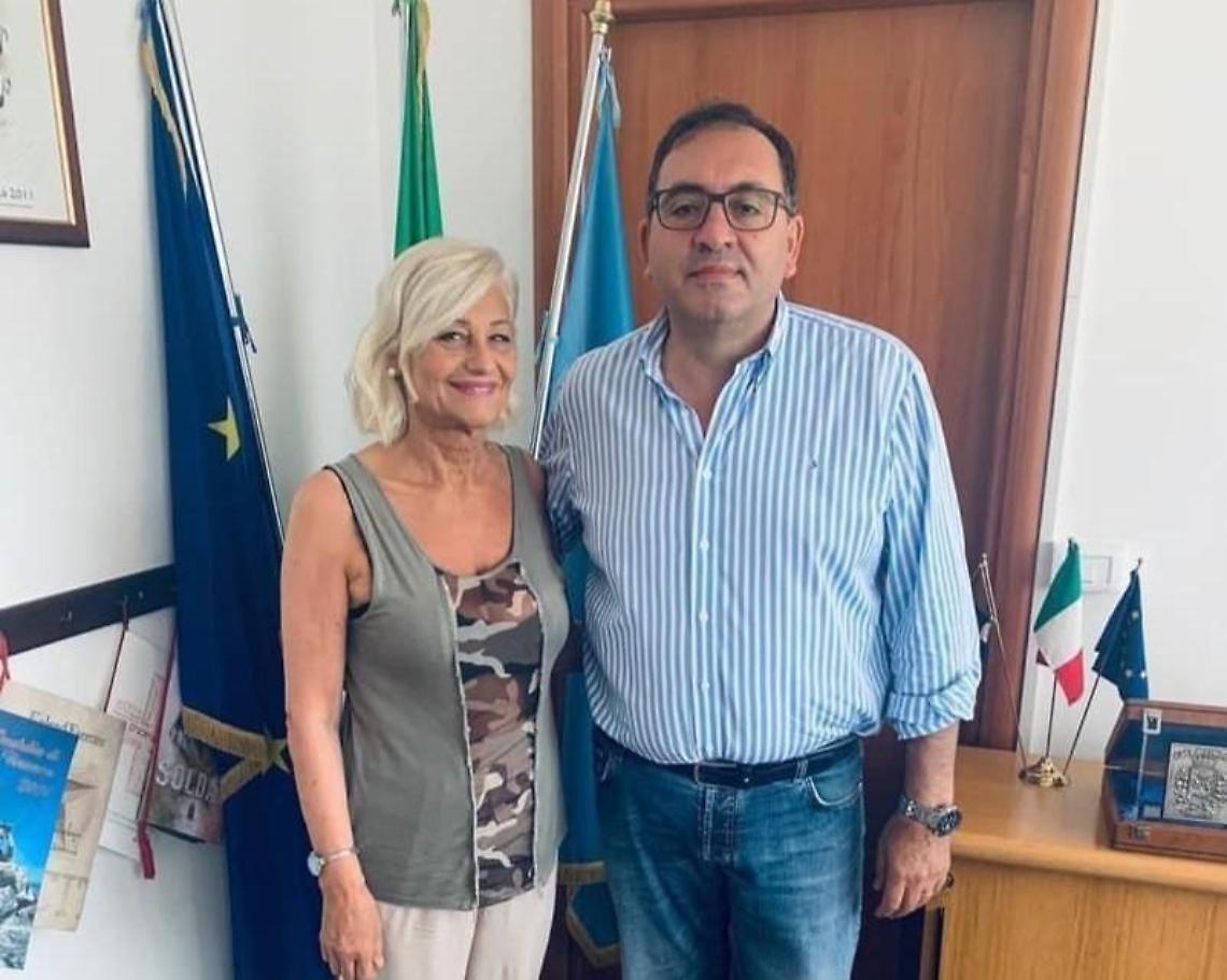 Patrizia Rossi e il sindaco Antonio Terra
