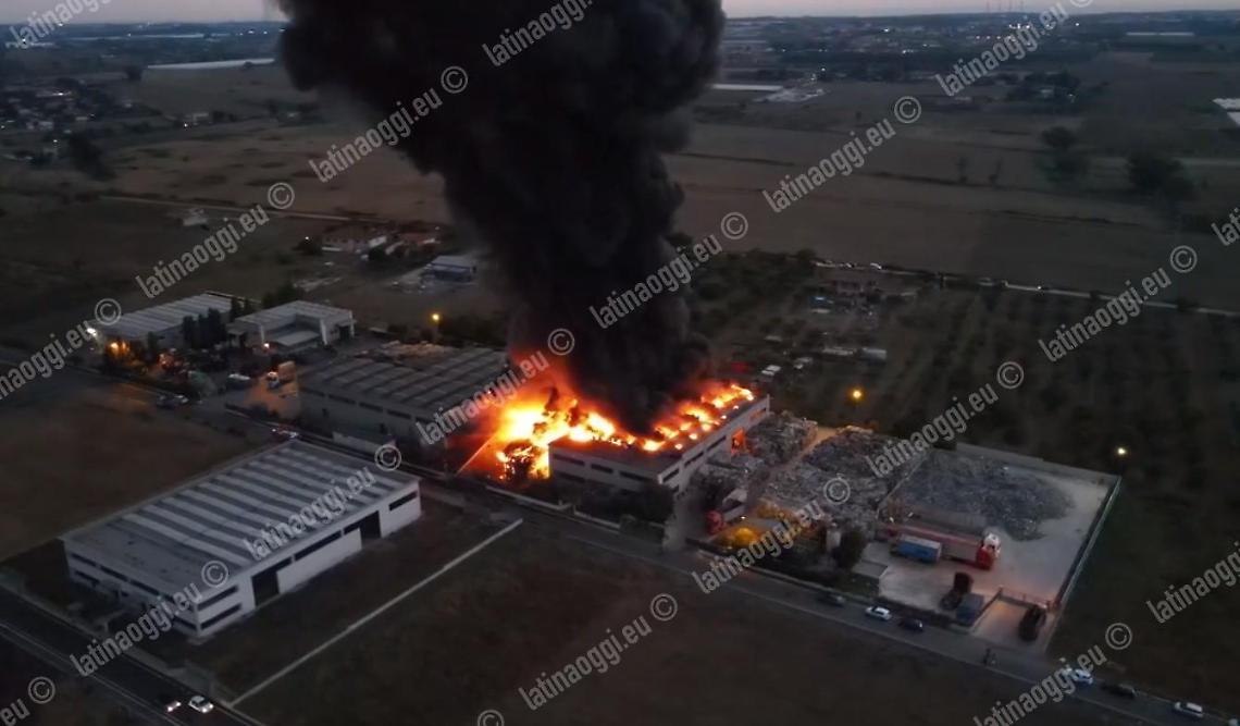 Ordinanza nei confronti della Loas, i rifiuti vanno rimossi