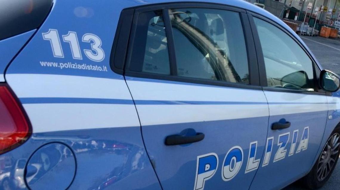 Legato e picchiato in casa, si scava nei giorni precedenti