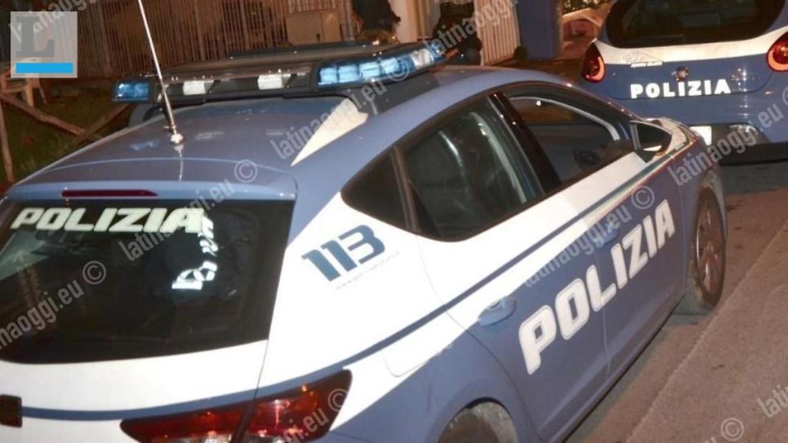 Donna trovata morta nella casa a soqquadro: &egrave; giallo. Indagini in corso