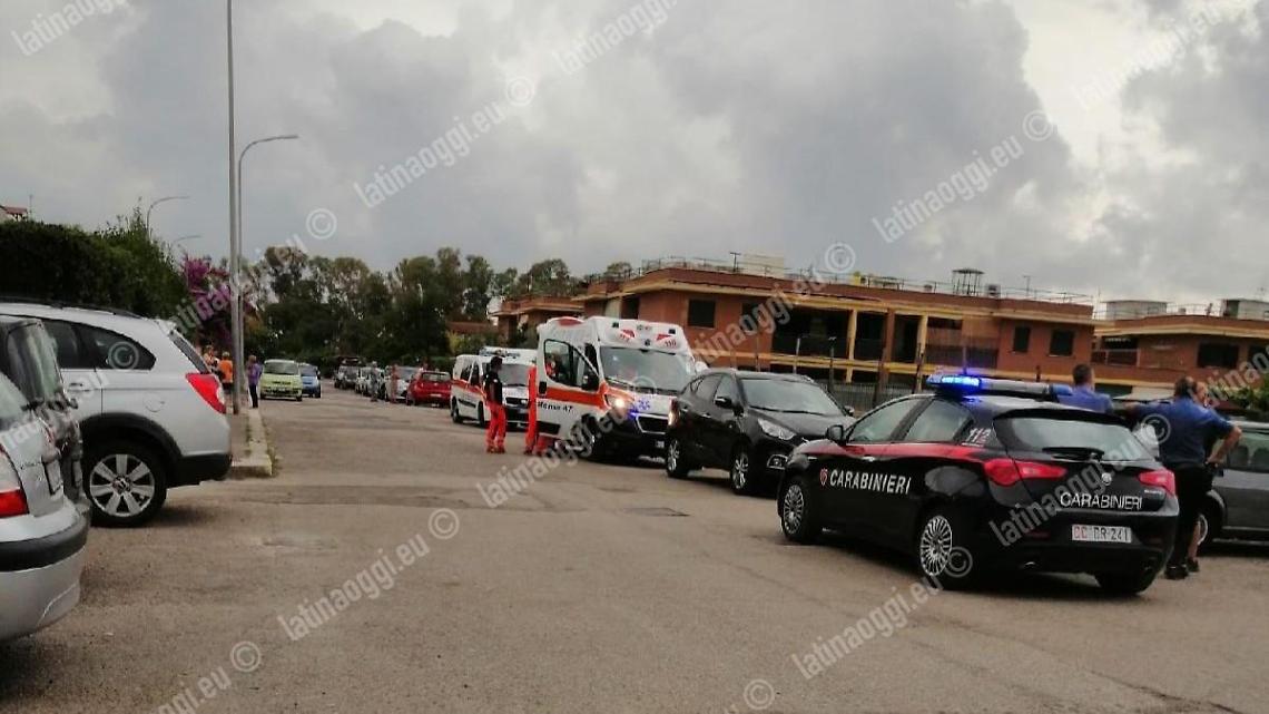 Accoltella la moglie e prova a togliersi la vita: grave il 53enne