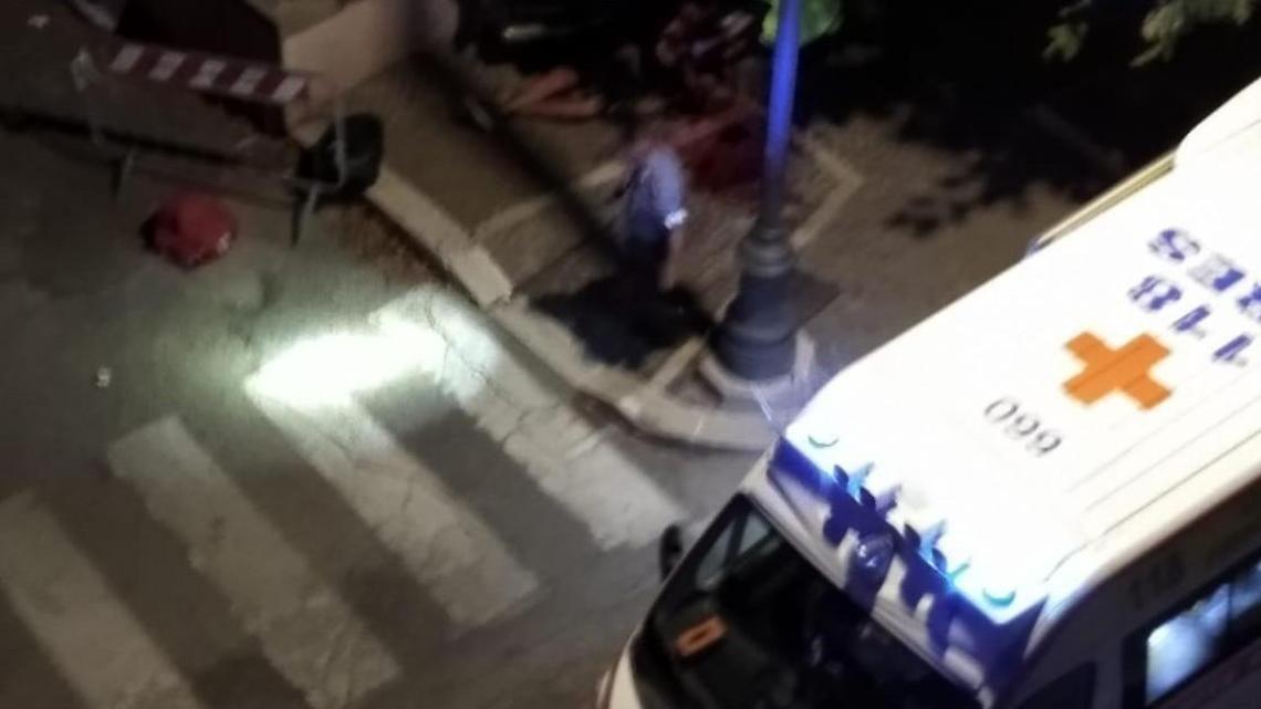 Pestaggio nella notte dopo aver provocato la rissa