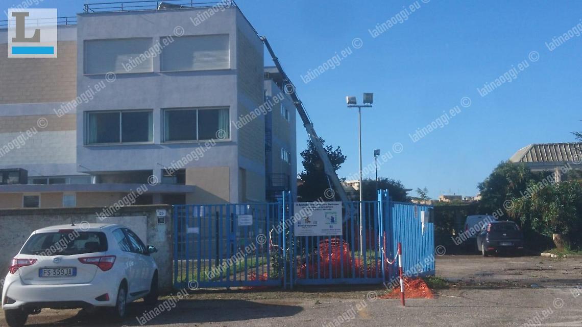 Tornado a Nettuno, iniziati i lavori nella scuola di via Canducci