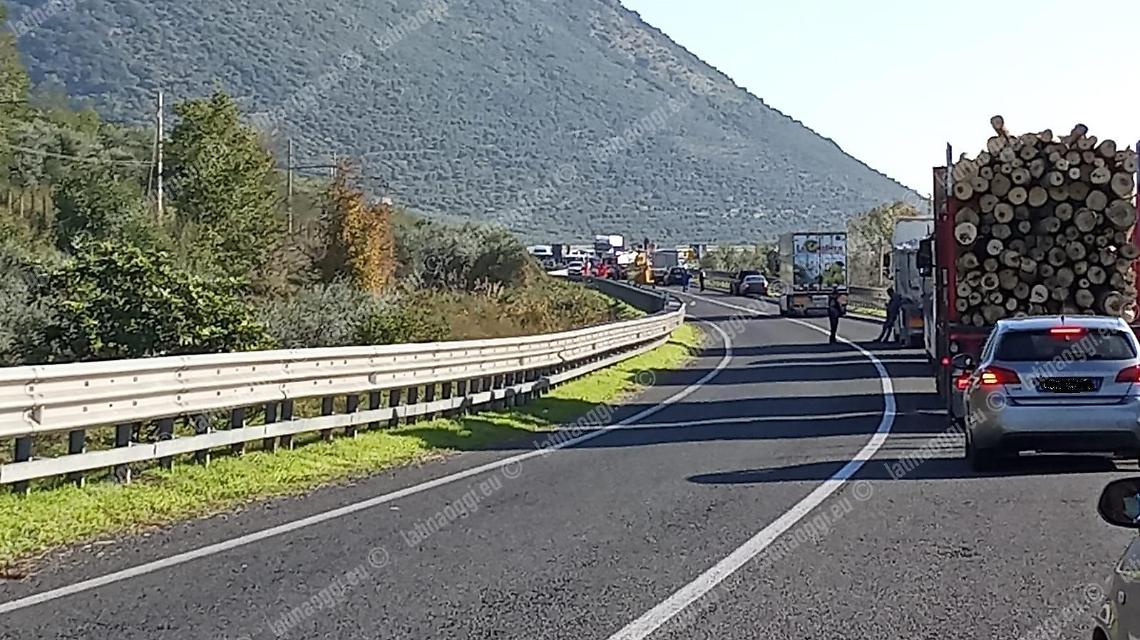 Scontro tra ayti sulla Terracina-Prossedi, conducente soccorso con eliambulanza