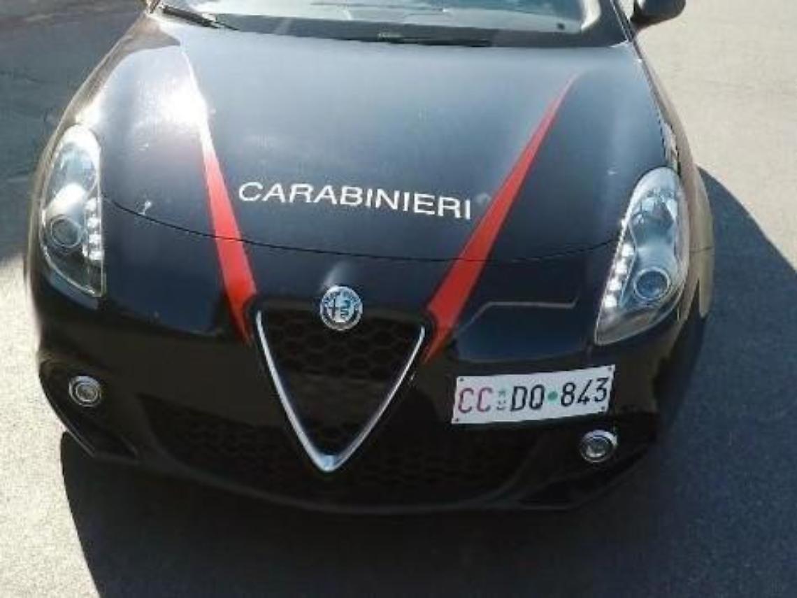 Ritrovata una moto rubata: restituita al proprietario e denunciata una donna