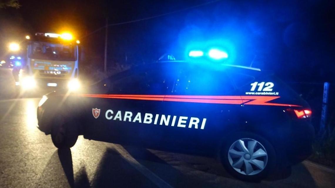 Sbanda con l'auto, &egrave; in fin di vita