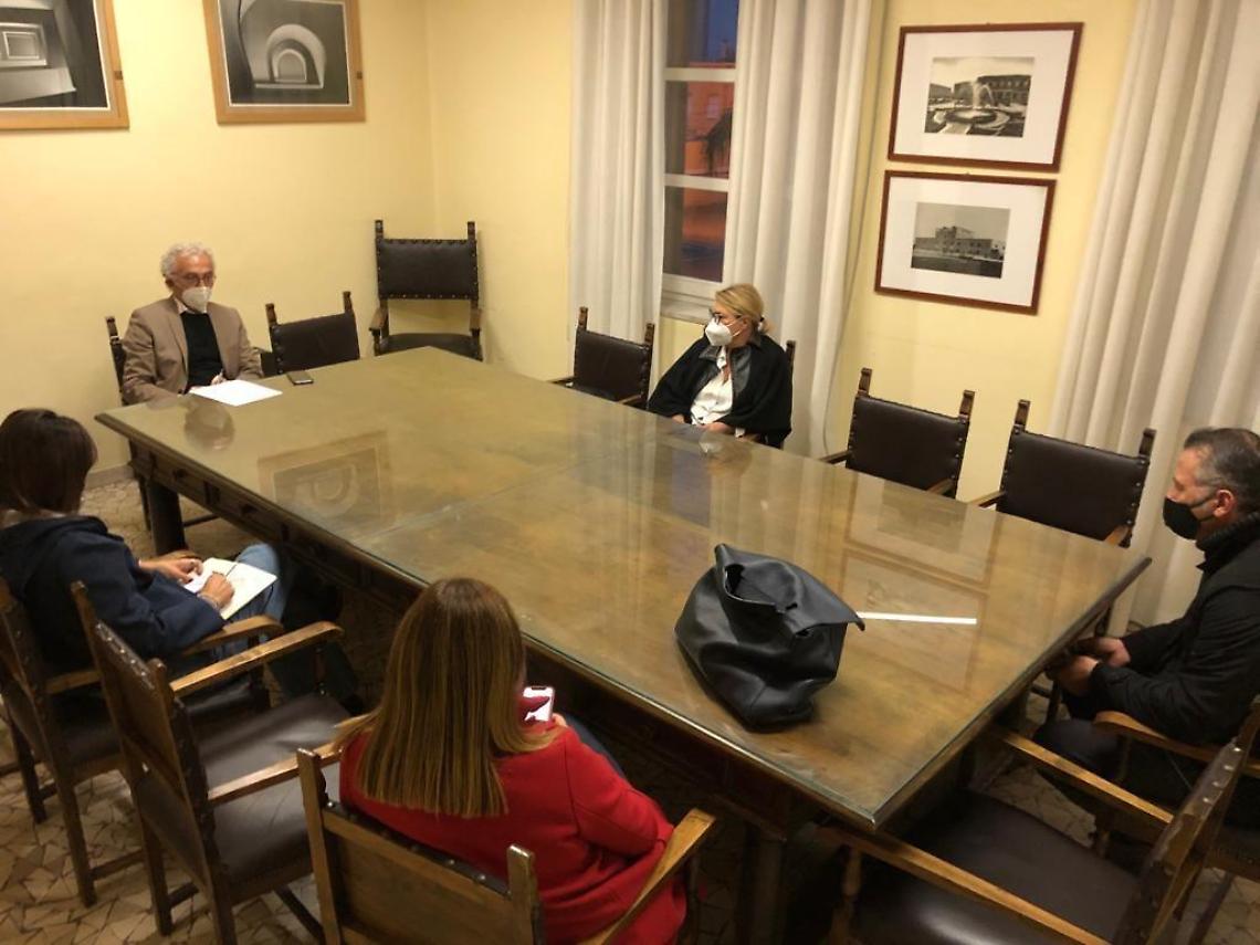 Isola pedonale in via Neghelli, decisione rinviata alla prossima settimana