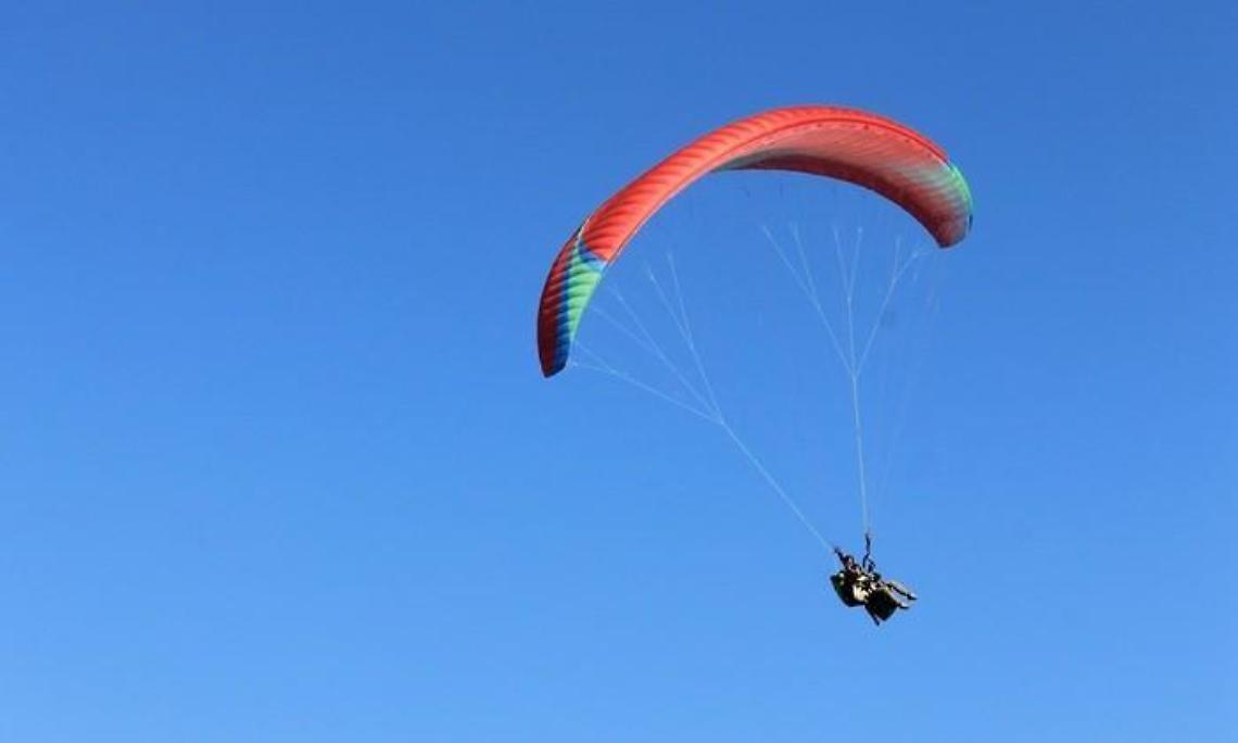 Cade al suolo  sul Monte Moneta col parapendio, illeso un 27enne