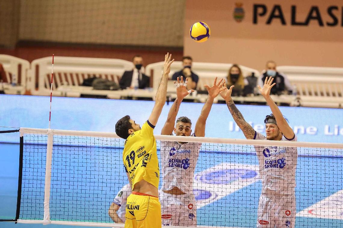 La Top Volley Cisterna si arrende a Modena solo al tie break