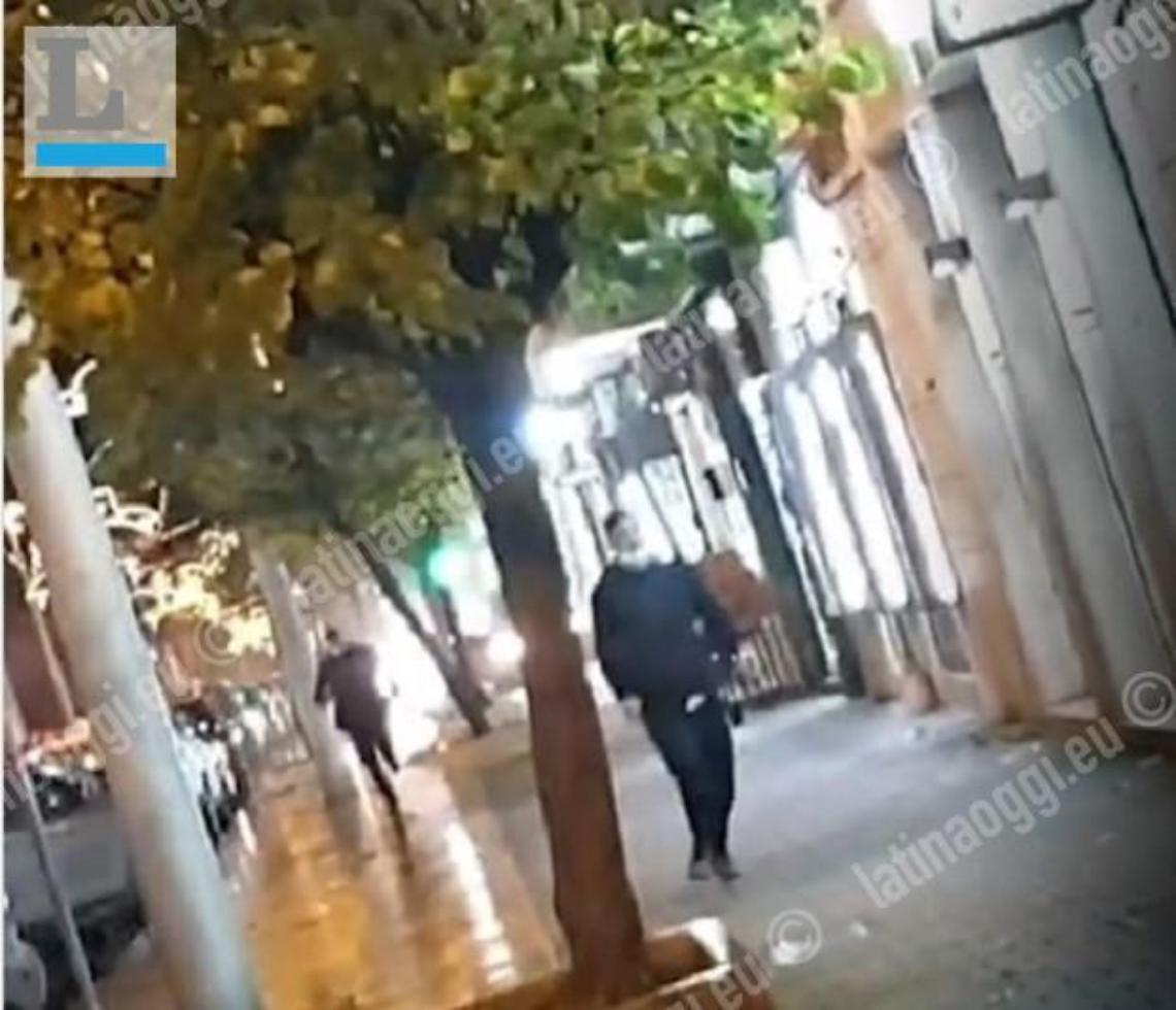 Inseguimento contromano sul Corso: il volto del pirata in un video