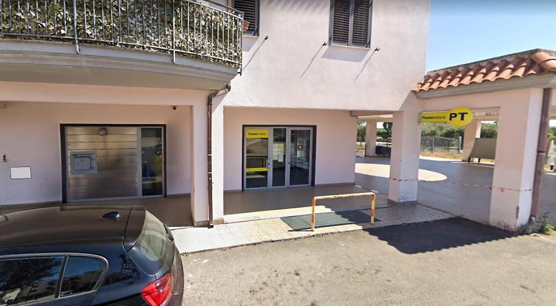 Code e rischio assembramenti alle Poste, la protesta di Carturan