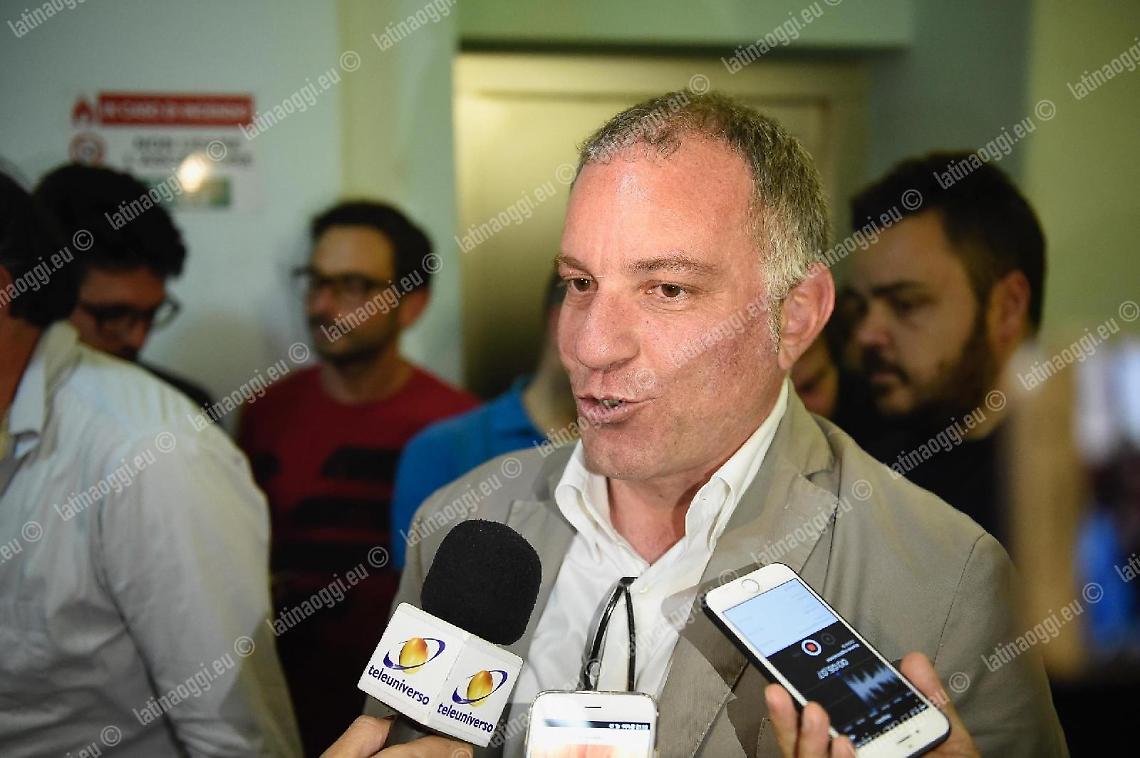 Scossone nella maggioranza, in tre lasciano il sindaco Medici