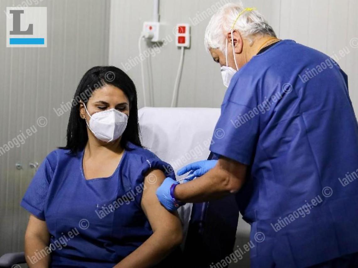 Vaccino Pfizer, in provincia 584 dosi iniettate in cinque giorni