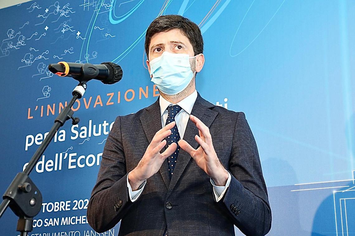 Coronavirus, niente scuole superiori il 7 gennaio