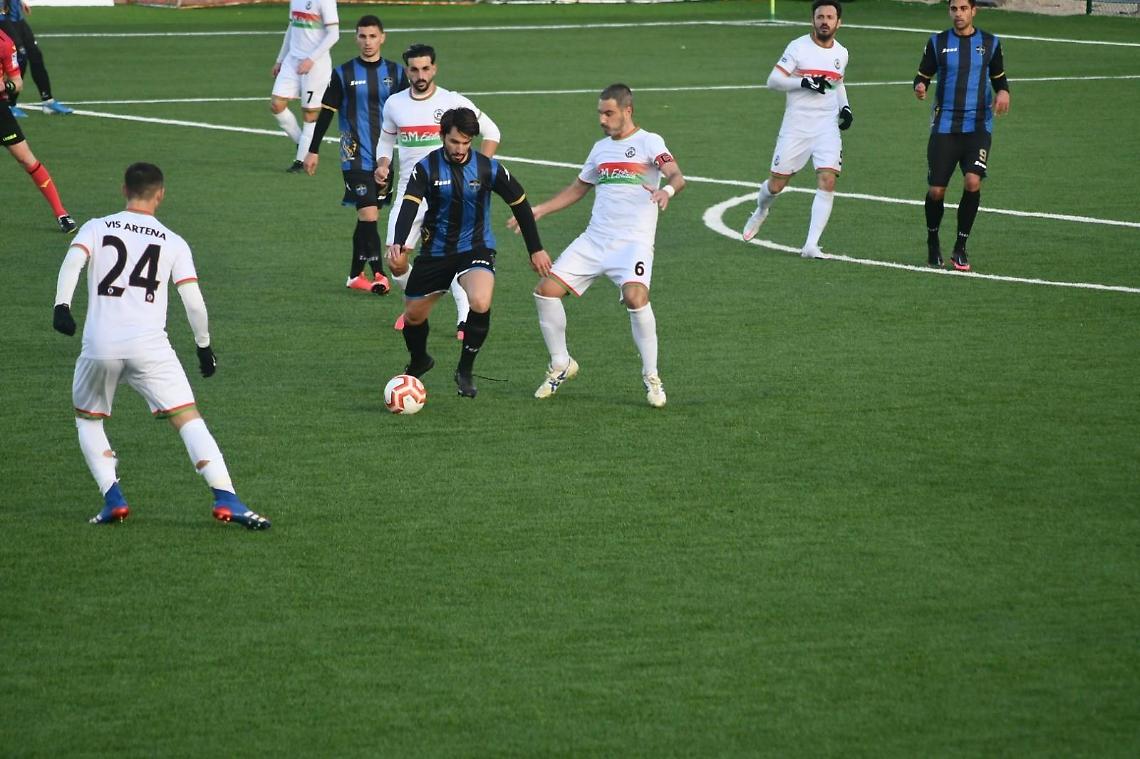 Il Covid-19 fa rinviare a data destinarsi il match clou tra Latina e Monterosi