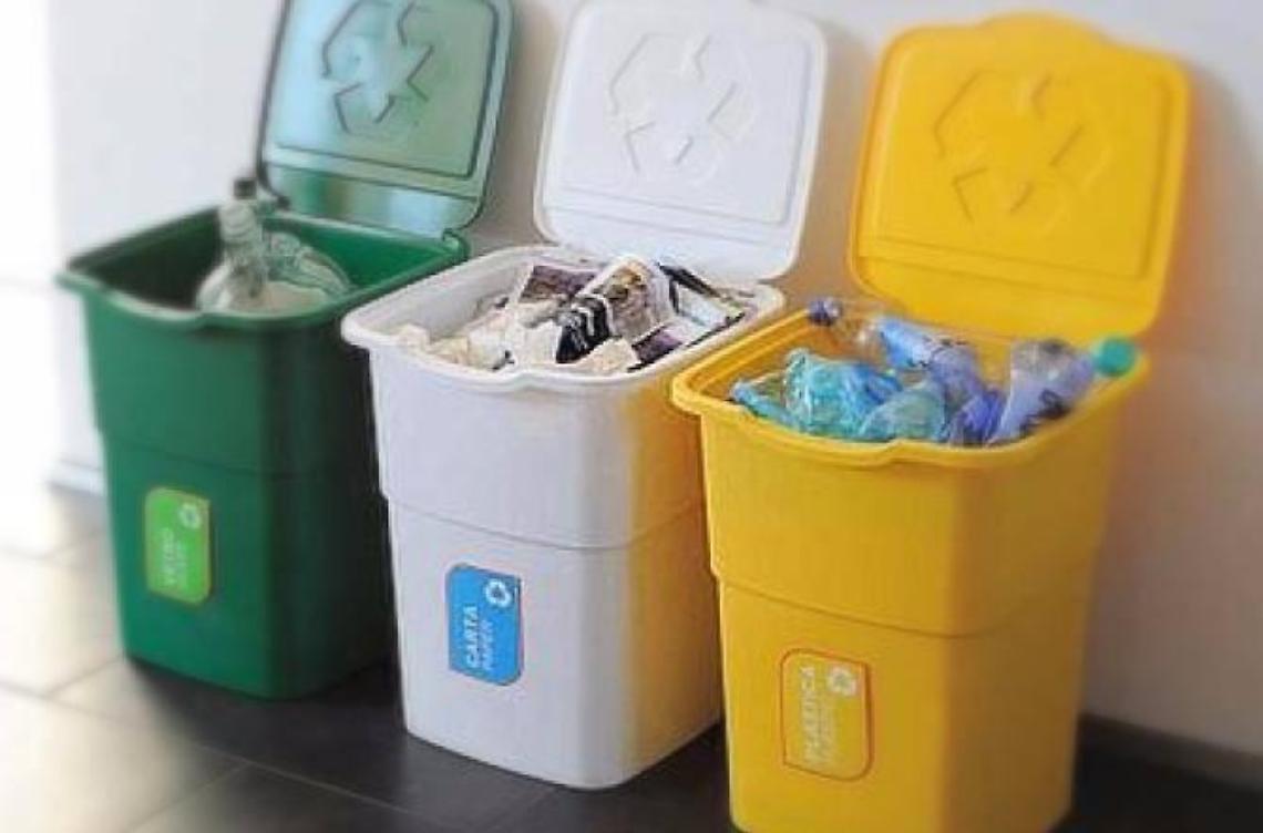 Multe salate per gli incivili del porta a porta: il sindaco corre ai ripari
